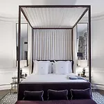 J.k. Place Hotel 5*