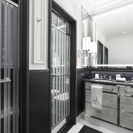 J.k. Place Hotel Paris