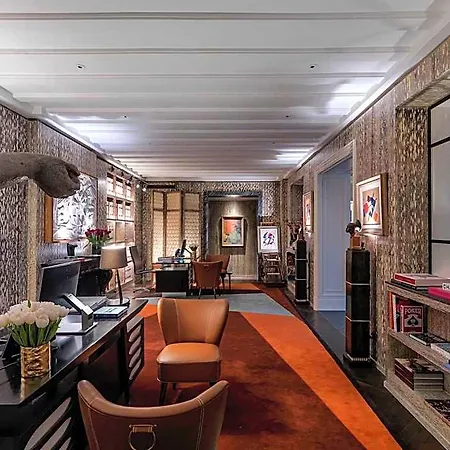 J.k. Place 5* Париж