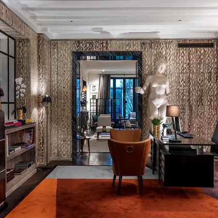 J.k. Place Hotel 5*