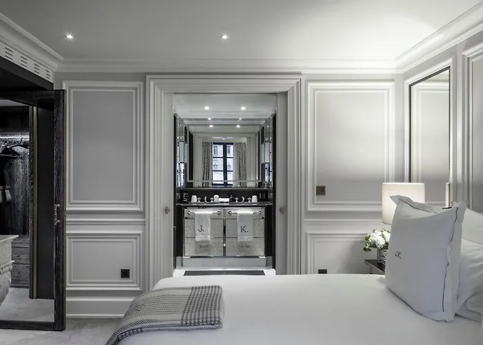 J.k. Place Hotel
