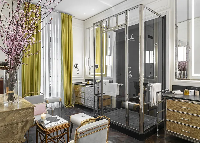 J.k. Place 5* Paris