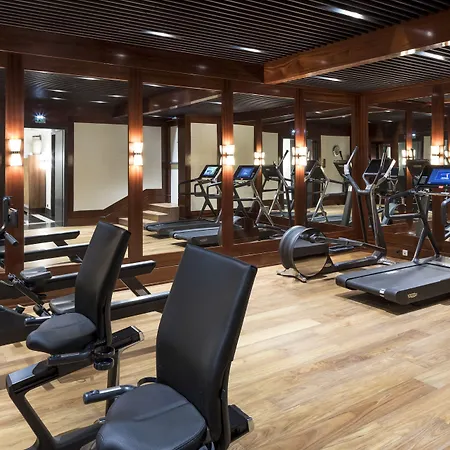 J.k. Place Hotel 5*