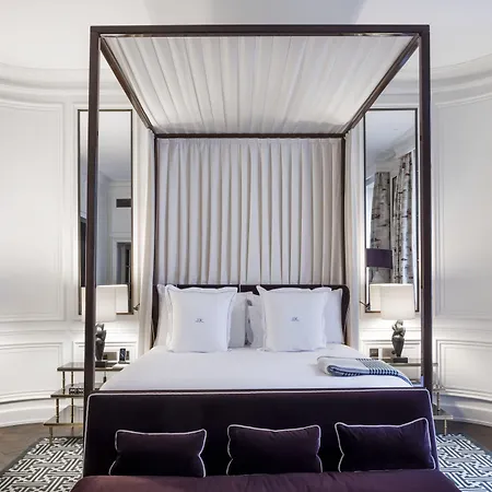 J.k. Place Hotell 5*