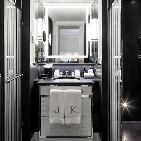 J.k. Place Hotell