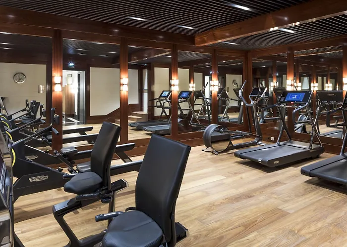 J.k. Place Hotel 5*