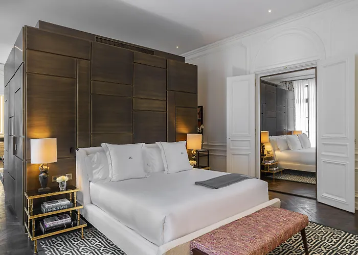 J.k. Place Hotel Parijs